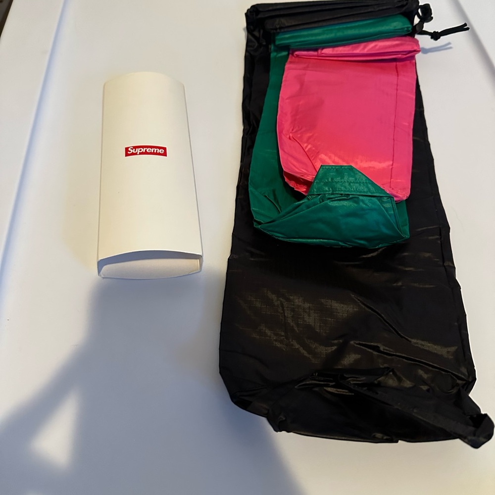 Supreme Nylon Ditty Bag - Set Of 3 FW17 Black/Green/Pink (SUPD015) Multi Size
